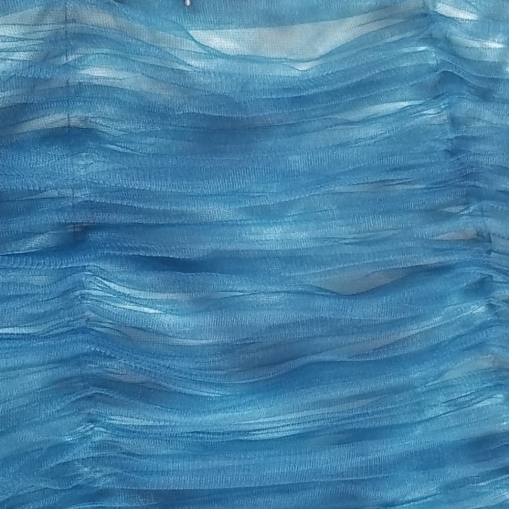 Dress - Picture 3 of 5